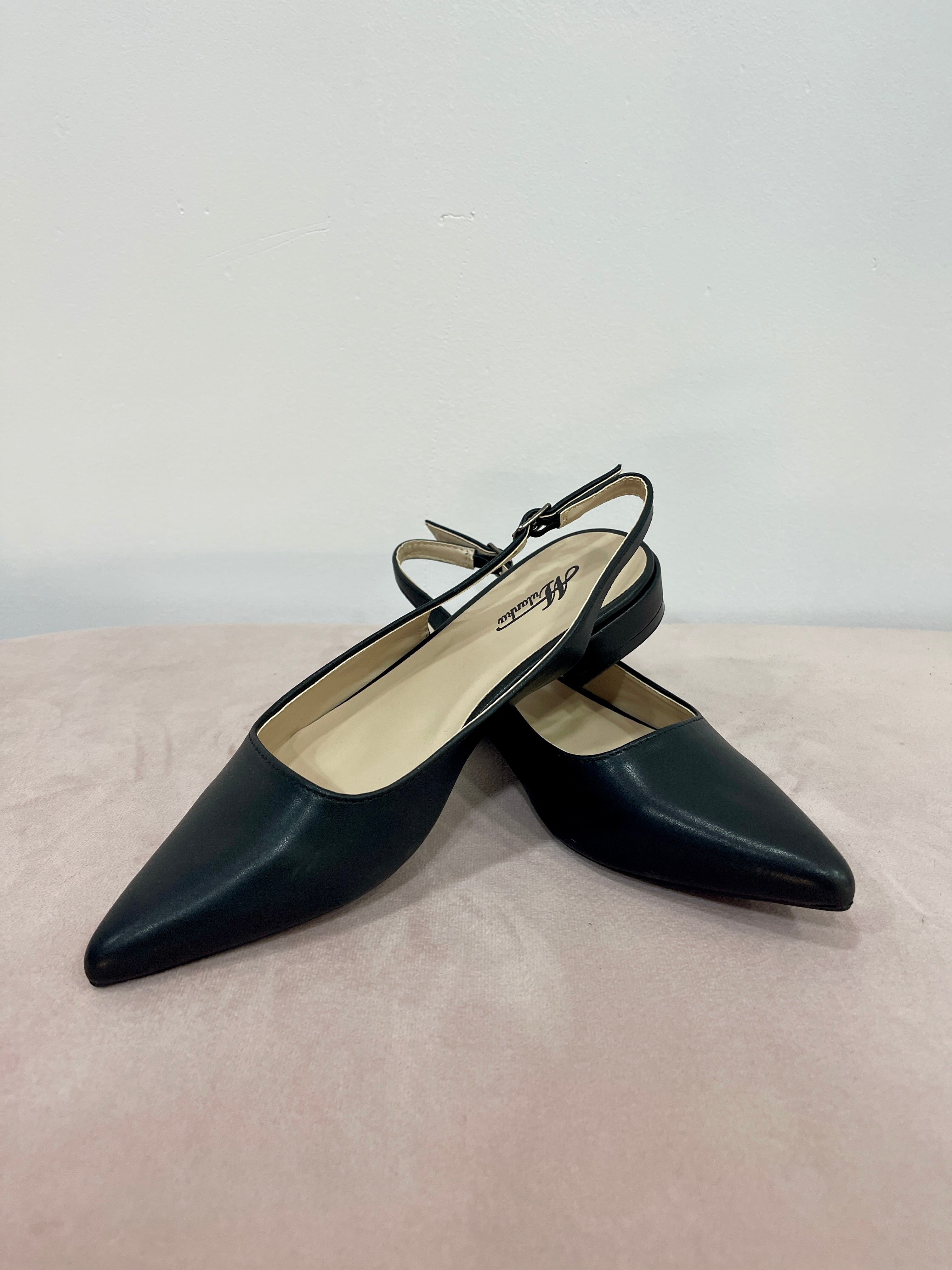 Ballerina Black